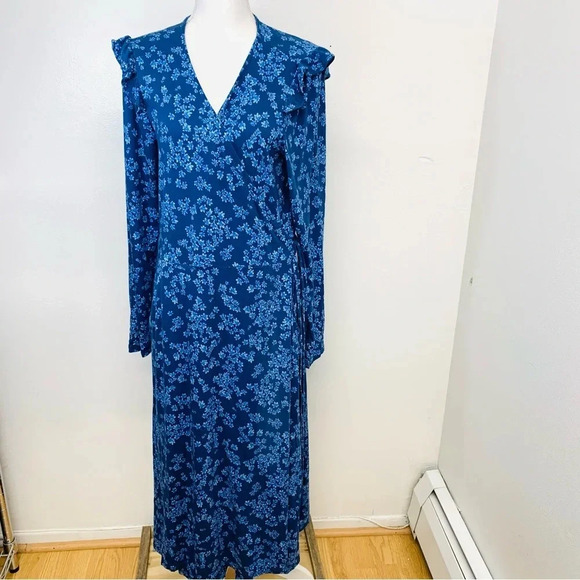 Draper James RSVP Wrap Dress Large  Blue Floral Midi Pockets Stretch Long Sleeve - Picture 1 of 13